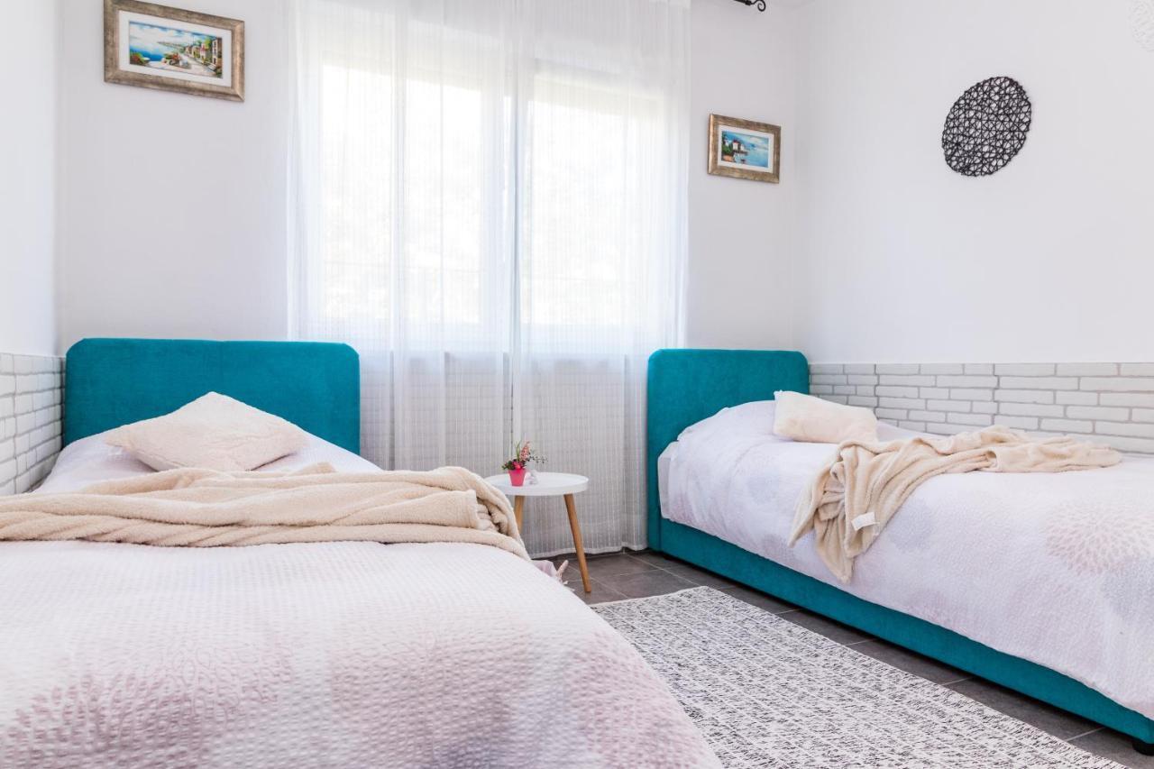 Holiday Home Istra With Jacuzzi Медулин Экстерьер фото