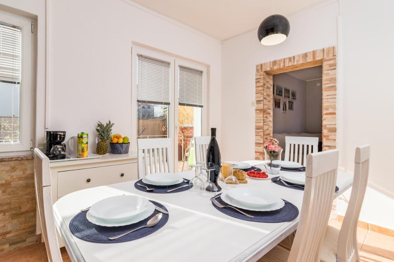 Holiday Home Istra With Jacuzzi Медулин Экстерьер фото
